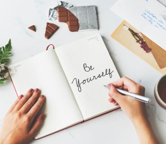 ISFP x 9:在妥協中迷失真我